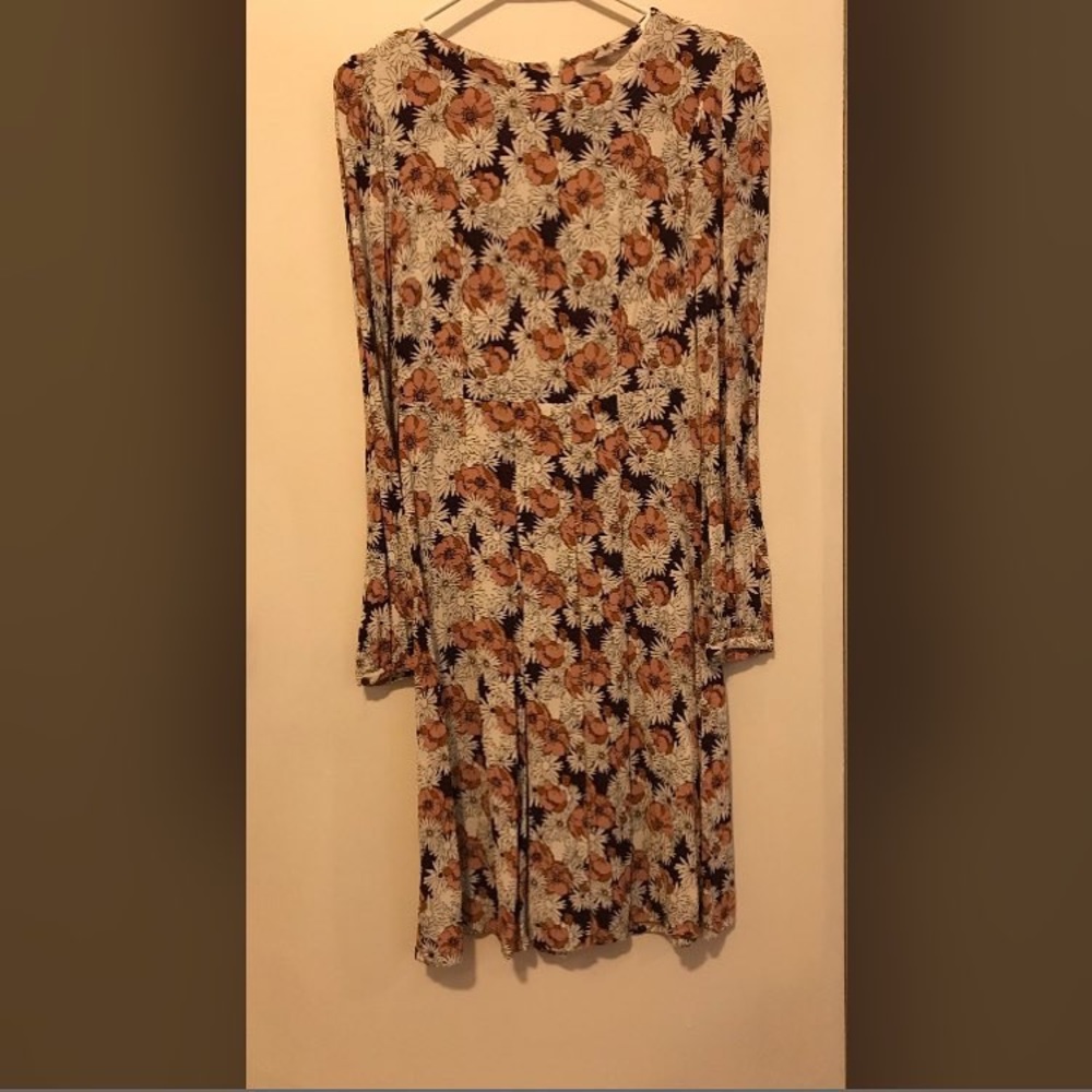Floral print dress
